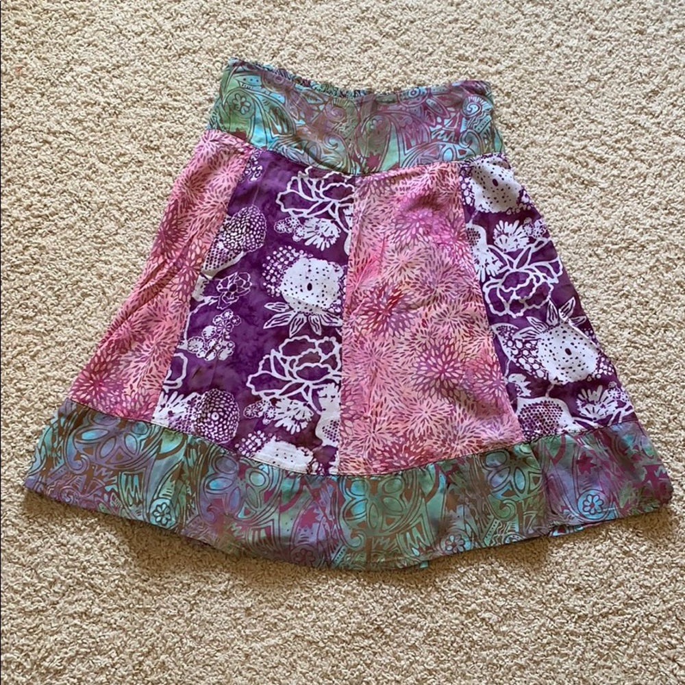❌SOLD❌Colorful charming pink skirt size L